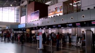 Vietnam in Close up - Noi Bai Airport