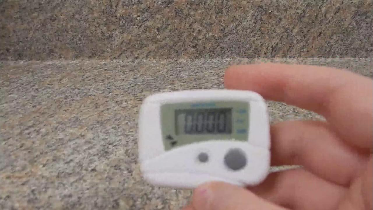 This walking distance pedometer is simple but it does work very smooth