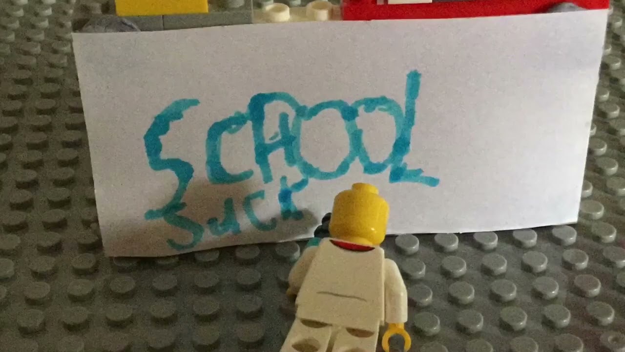 Graffiti in lego! (Satisfying)