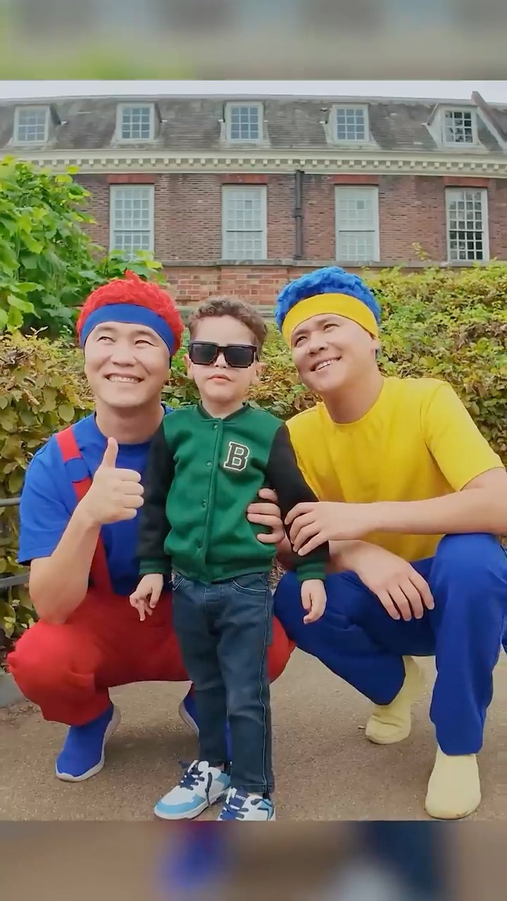 Exploring the World! DB Heroes are Visiting London | D Billions' Travels #shorts #db