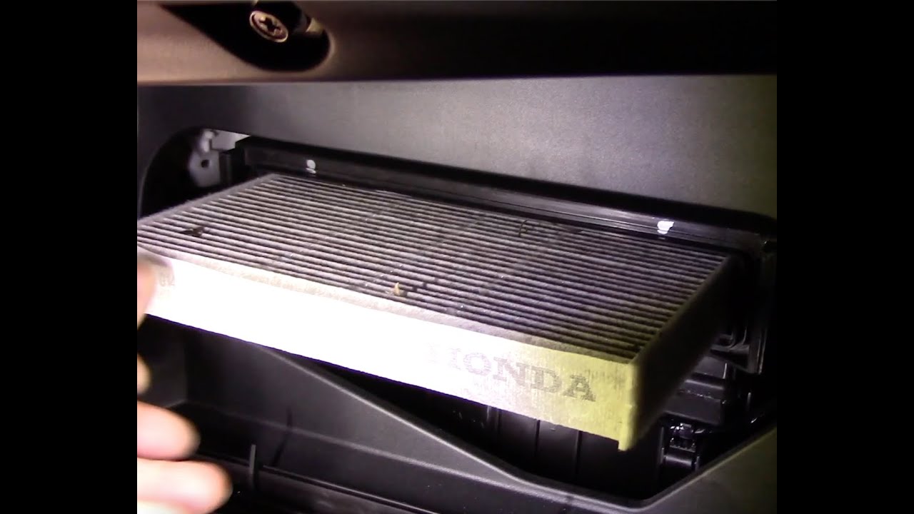 Replace The Cabin Filter 2019 Honda HRV - YouTube