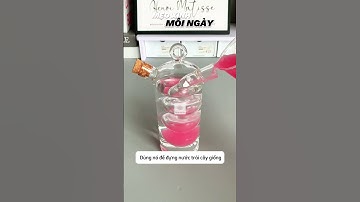 Bình Nước Độc Lạ