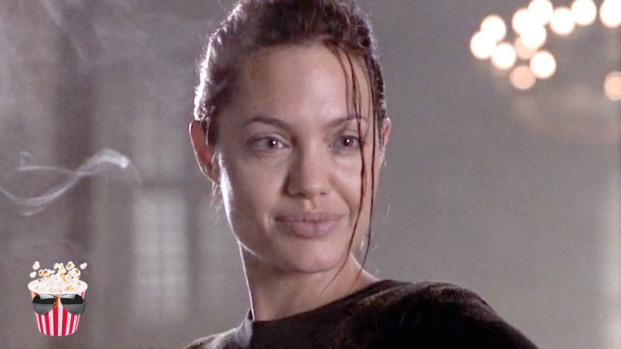 ⁣Lara Croft Fights Killer Robots | Lara Croft: Tomb Raider
