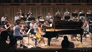 Yuja Wang plays Tchaikovsky : Piano Concerto No .1 B-flat minor, Opus 23