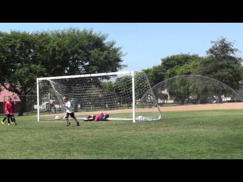 Diego Arrieta Mini Messi AC Brea B01 goal vs San C...