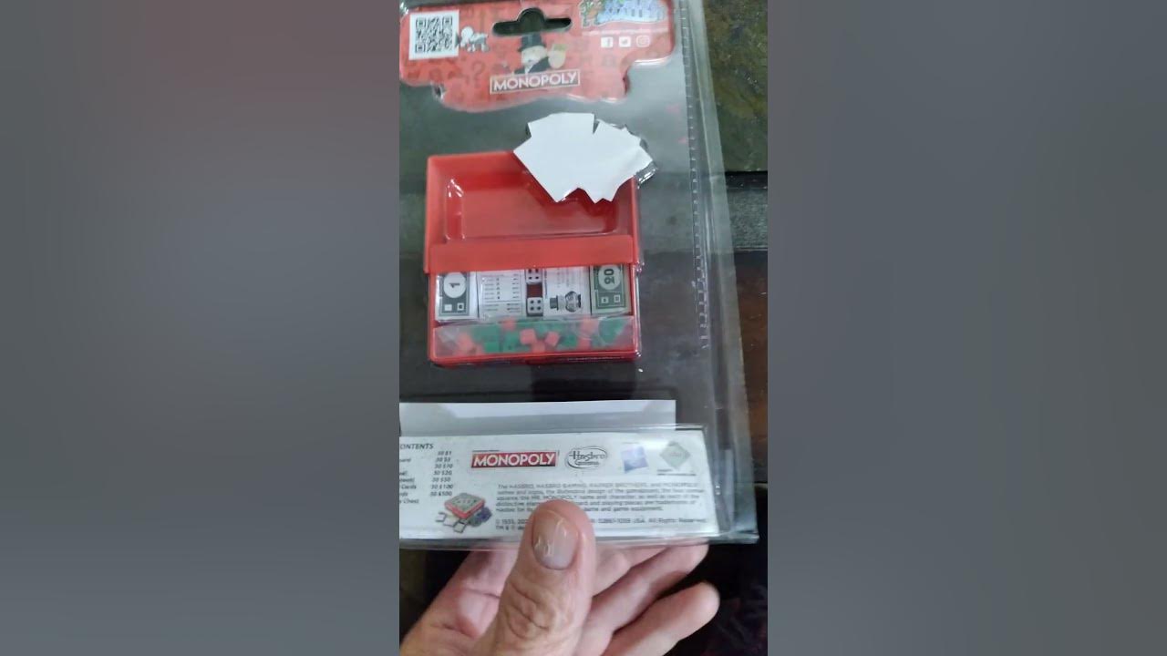 World's Smallest Monopoly #worldssmallest #monopoly