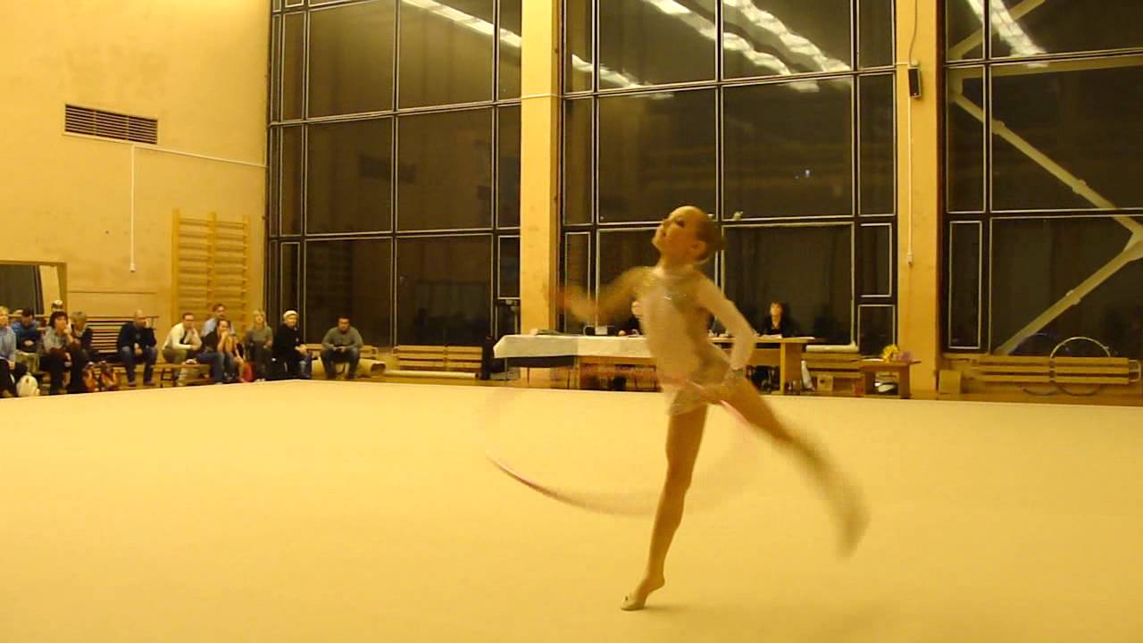 Бычкова Вероника 2001 г.р. обруч - YouTube