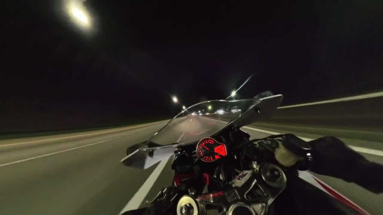 CBR1000RR Night Run