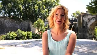 UNE Australia, distance education students. Lucy