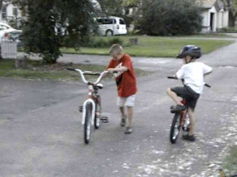 video phone beyonce mp3 Ryan Blows out tire on Bike!