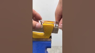 The process of installing an axe handle using copper rope #shorts