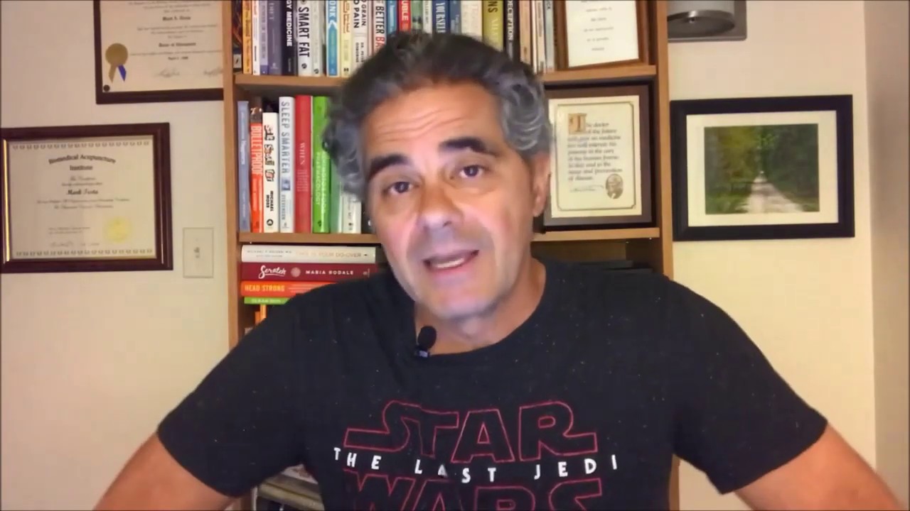 Vitamin C Benefits, Symptoms of Vitamin C Deficiency, and Common Side Effects of Too Much