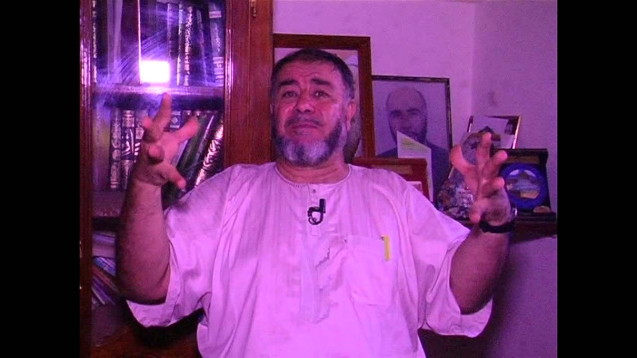 ما حكم اقامة الزفاف مع مسيحية في الكنيسة ؟