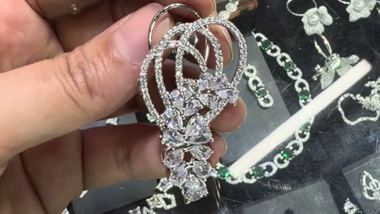 Vlog 13 | Wedding shopping 🛍️ with lots of Struggle in Mumbai local 