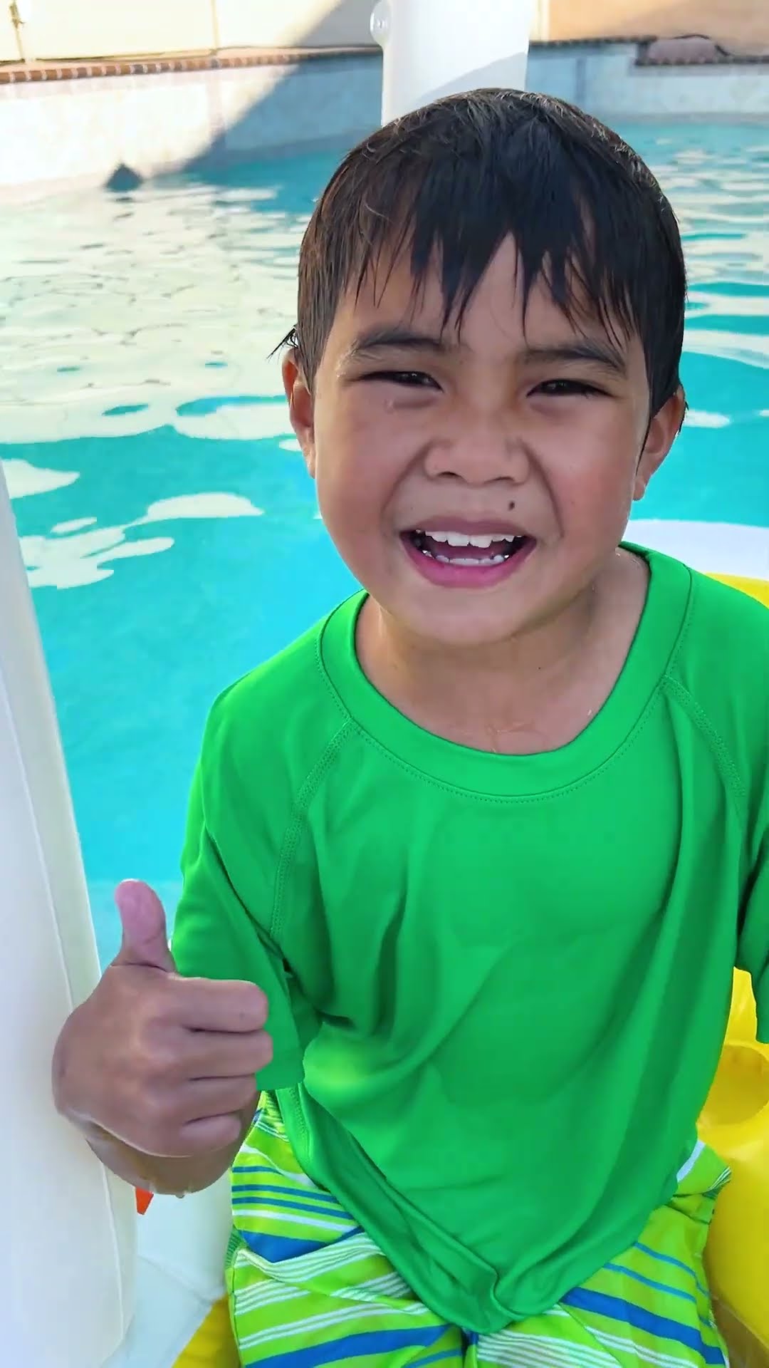 Pirate Ben Learns to Share in the Pool with Andrea \u0026 Bobby!