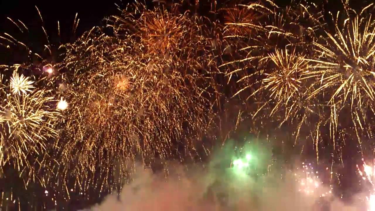 足利花火大会17 駐車場 穴場スポット教えます 見どころ沢山前夜祭も Travelnote トラベルノート