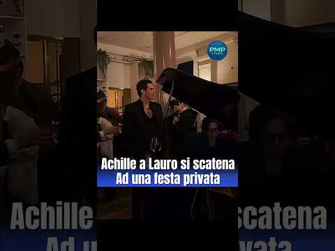 Video Achille Lauro si scatena ad una festa cantando cover italiane #achillelauro #short