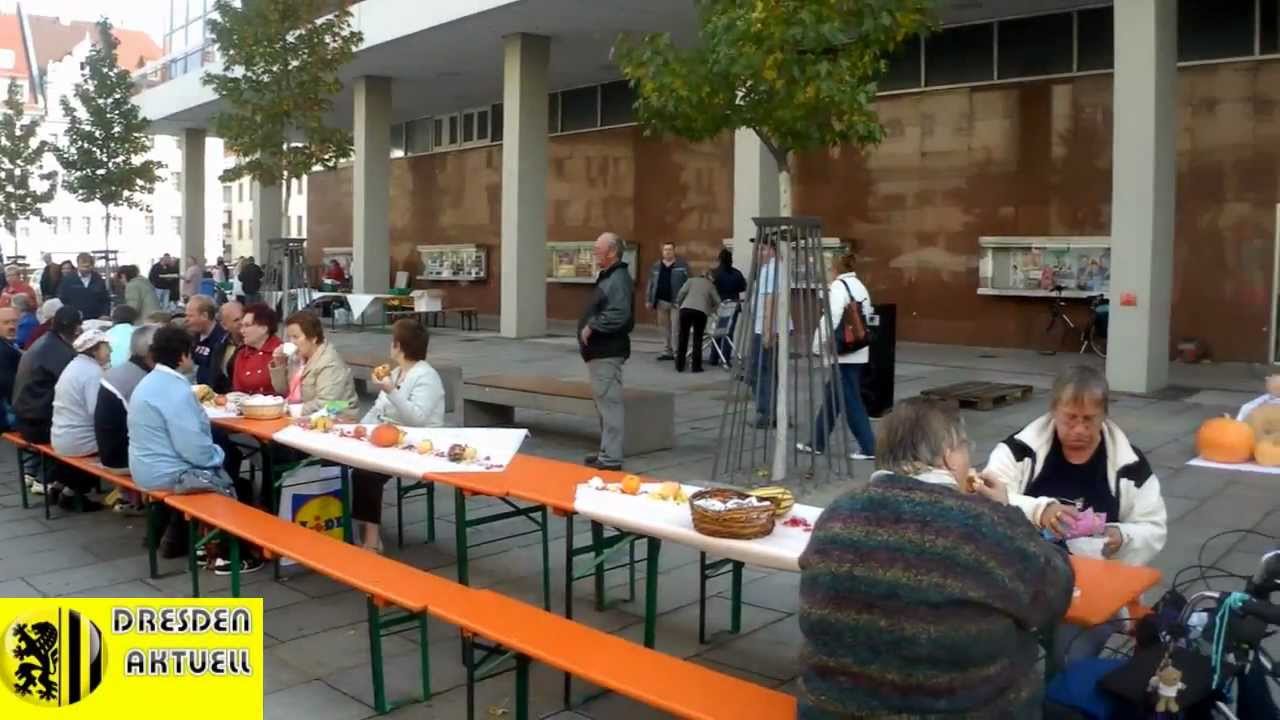Lange Tafel Der Dresdner Tafel Am Kulturpalast Youtube