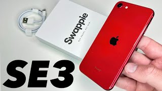 Unboxing the Product RED iPhone SE3 from Swappie