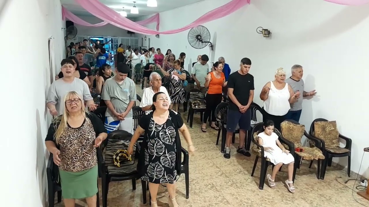 🎶HAY UN REY🎶 // _ //❤️‍🔥ADORACION❤️‍🔥