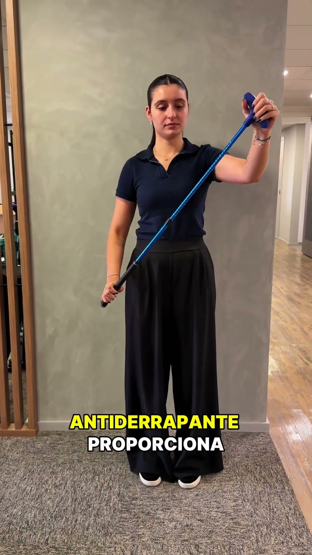 Vídeo 1 — Taco de Minigolfe Retrátil em Alumínio NeoFun - Azul
