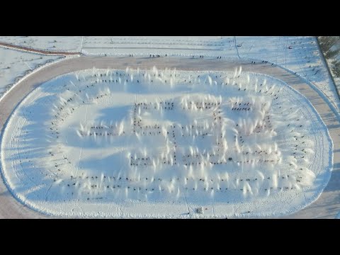 China's Coldest Town Stages Game of Splashing Water into Ice