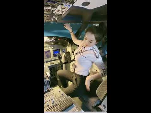 Hot girl pilot viral video || #pilotgirl #hot #viral