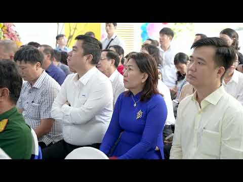 Tập thể Giáo viên và các bé trường Mầm non 12 TỰ HÀO KHÁNH THÀNH TRƯỜNG MẦM NON 12- DẤU ẤN 50 NĂM THỐNG NHẤT ĐẤT NƯỚC