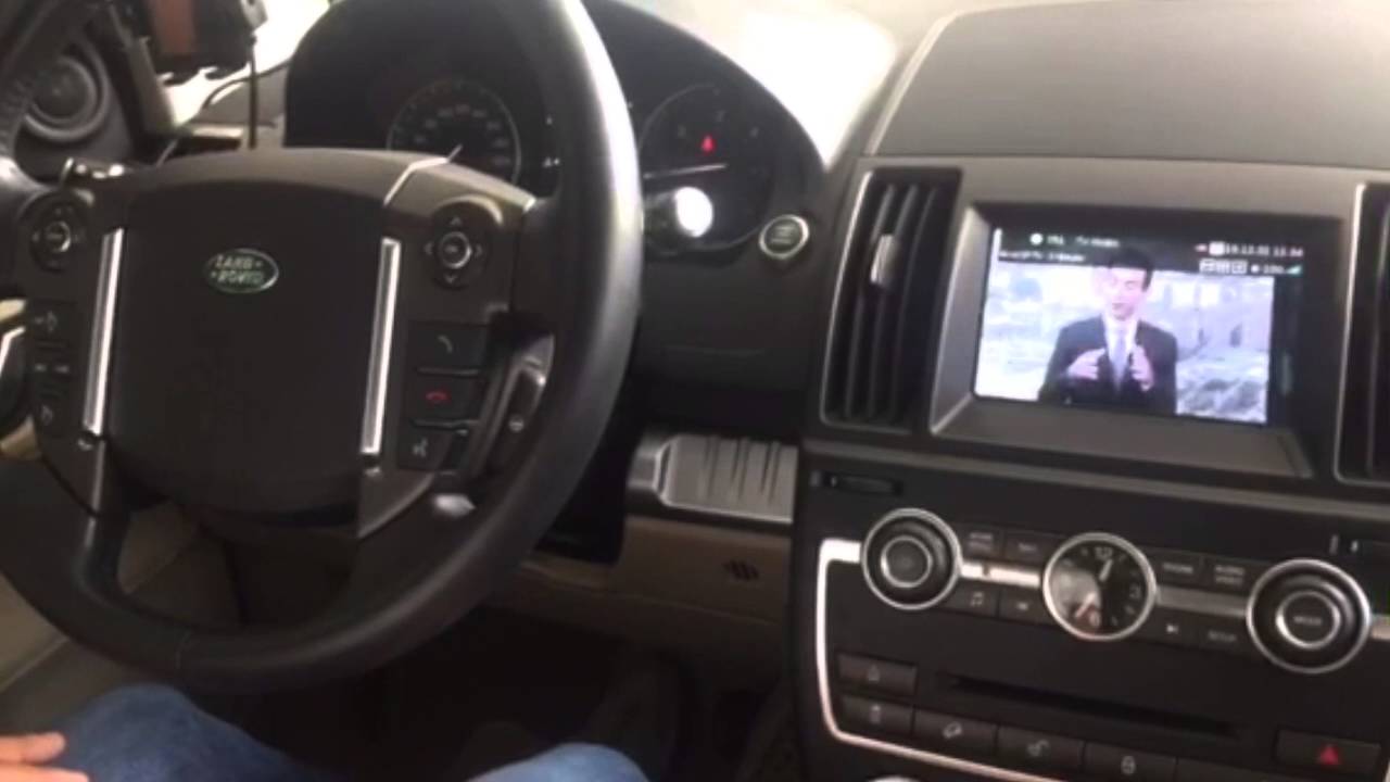 Land Rover Freelander2 HPE - TV Full HD + GPS