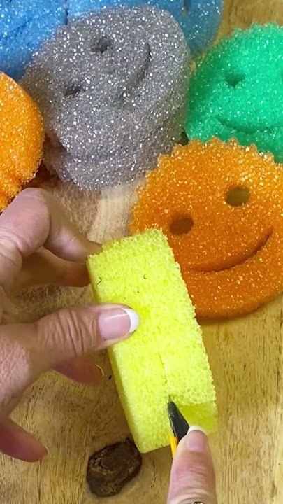 Scrub daddy hack you want to know. #cleaningtips #cleaninghacks #cleaning #cleaning #homecleaning