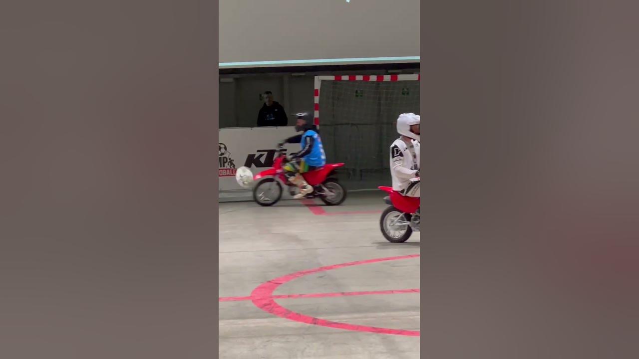 Play Motoball