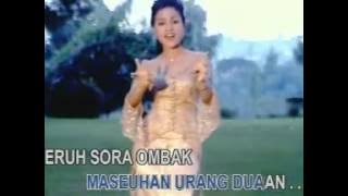 Rita Tila - Palabuhan Ratu (Audio Video Bening Pisan) - YouTube.flv