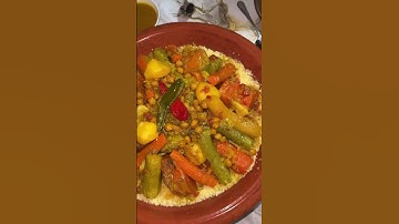 كسكس مغربي 🇲🇦 #اكسبلور #عشاءلذيذ #foryou #food #الدعاء #طبخ #المغرب #اذكار_الصباح #وصفات