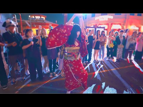 【USJ】キレキレダンスが凄い！日本人形ゾンビのado 唱ダンス