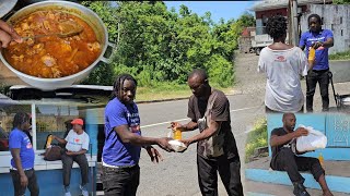 Feeding the homeless & less fortunate people | Fry Chicken with Rice and Peas | Every Friday