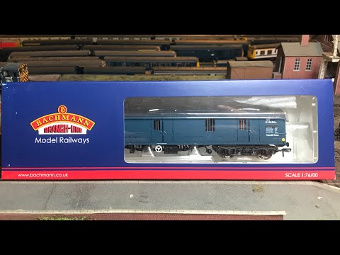 3 minute review of Bachmann's 39-277 GUV parcel van