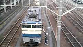 昔、ガラケーで撮ったEF65-535横浜羽沢