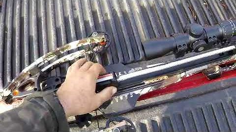 Ravin bow  releasing string carriage from string