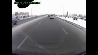 Алматы. Нексия нагло подрезает 20141127 0846