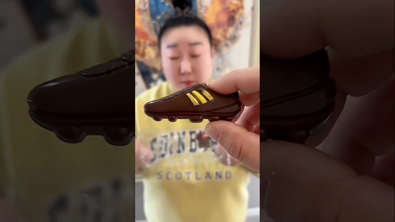 Я дала ей все виды шоколада 🍫 