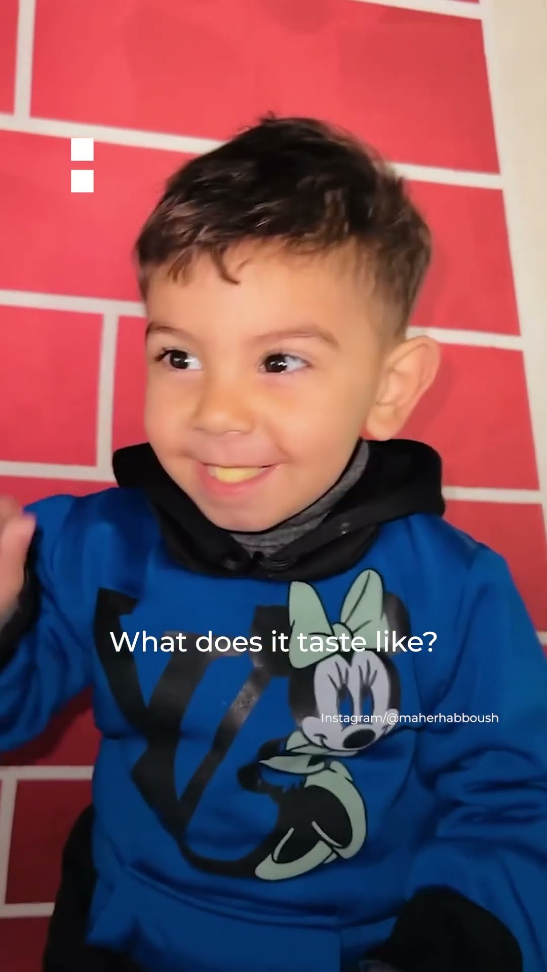 Palestinian child eats banana for the first time | AJ #shorts