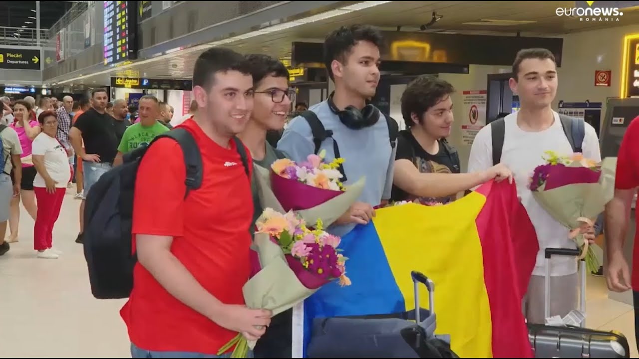 Primii în Europa și printre cei mai buni din lume: olimpicii români la Matematică s-au întors acasă