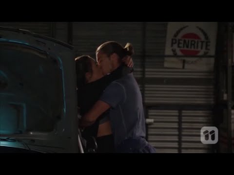 Tyler and Paige kiss scene ep 7421