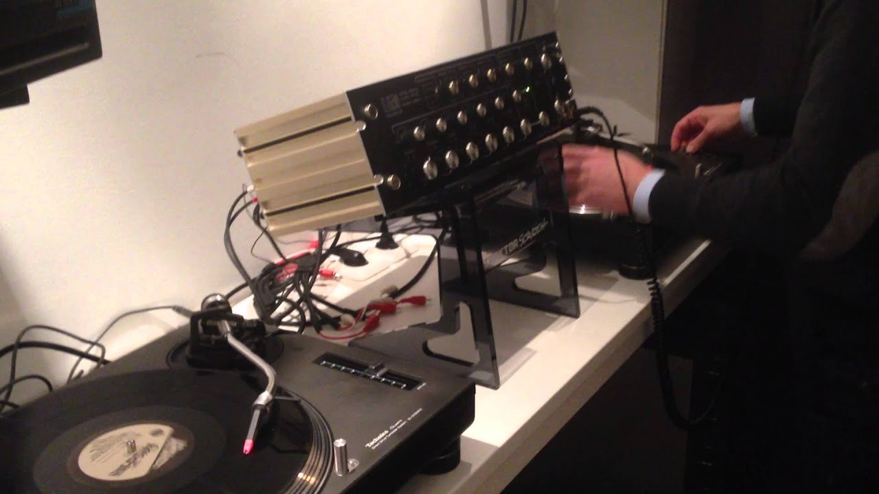 Deeplicious is playing the Urei 1620. What a mixer.