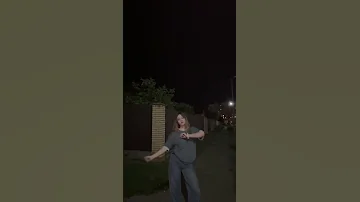 тренд знак Shorts 