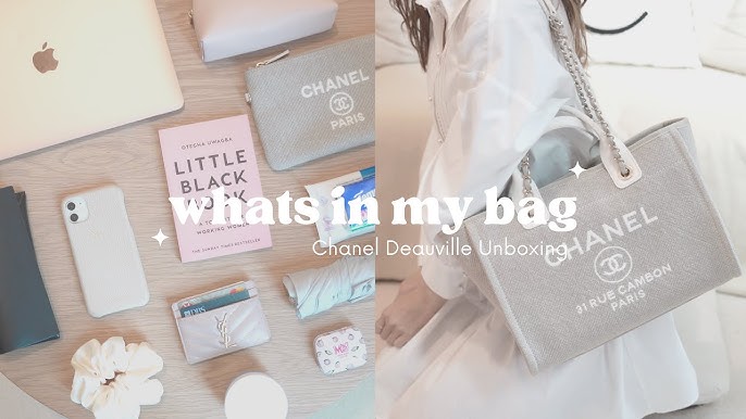 sharealivecloset on X: “Outfit of the day” CHANEL DEAUVILLE LARGE TOTE BAG  Light Pink #Chanel #chanelDEV #Chaneloutfit #chanellheart #outfitoftheday  #OutfitAugust2020 #fashionblog #purse #dev #totebag #clothes   / X