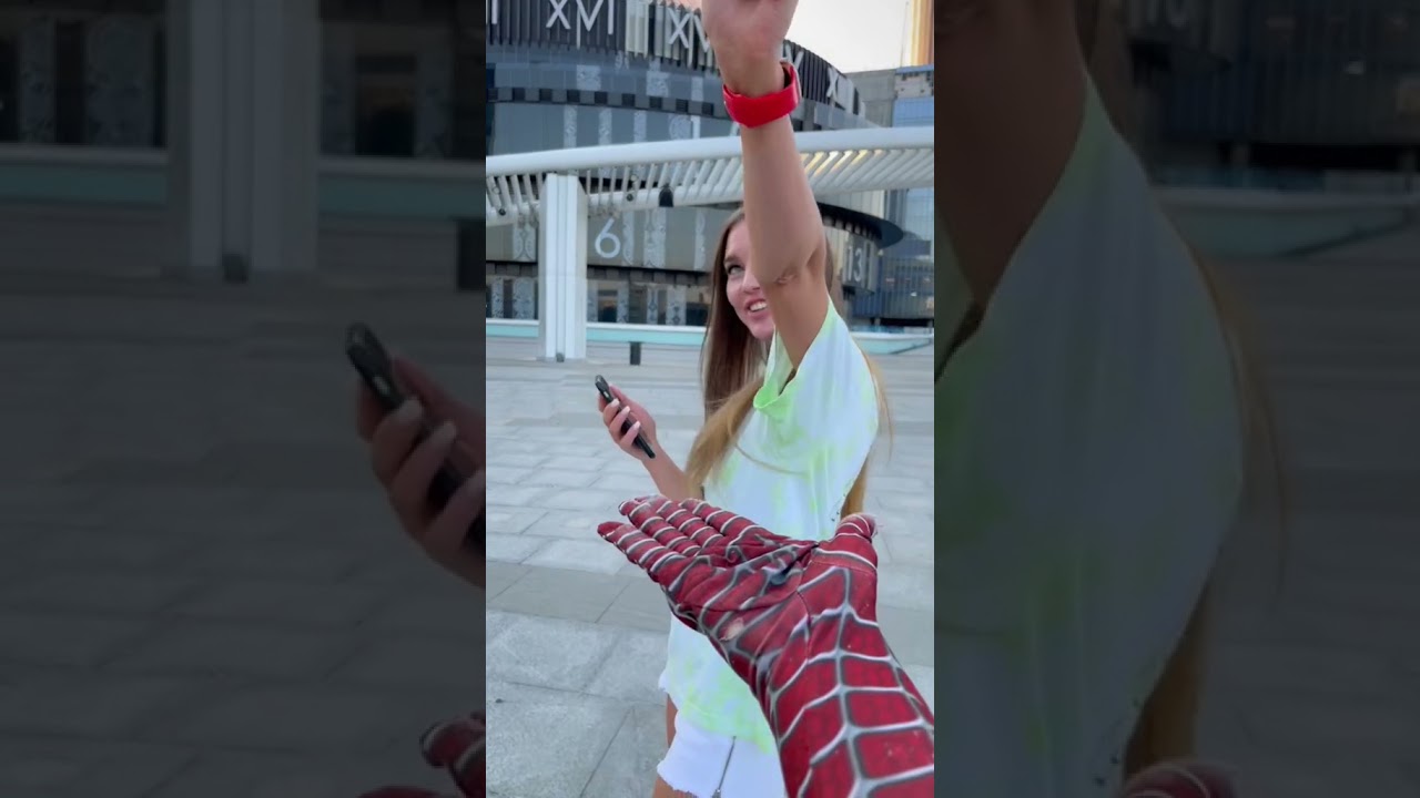 ❤️Give a smile❤️🕷 #SHORTS #SPIDERMAN #MARVEL #foryou #slowmo #love