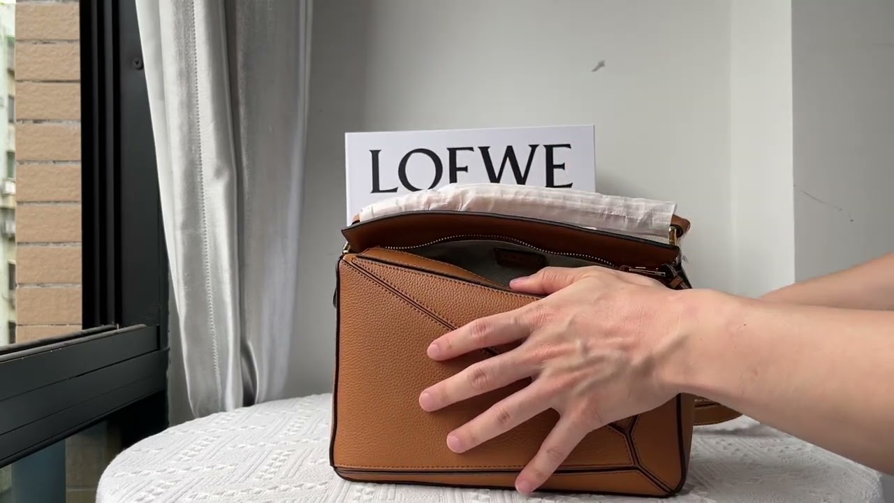 SMALL BAG SOFT GRAINED CALFSKIN/Light Caramel - YouTube