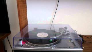 Video thumbnail of "Hall & Oates - Family Man [DJ Promo Vinyl]"