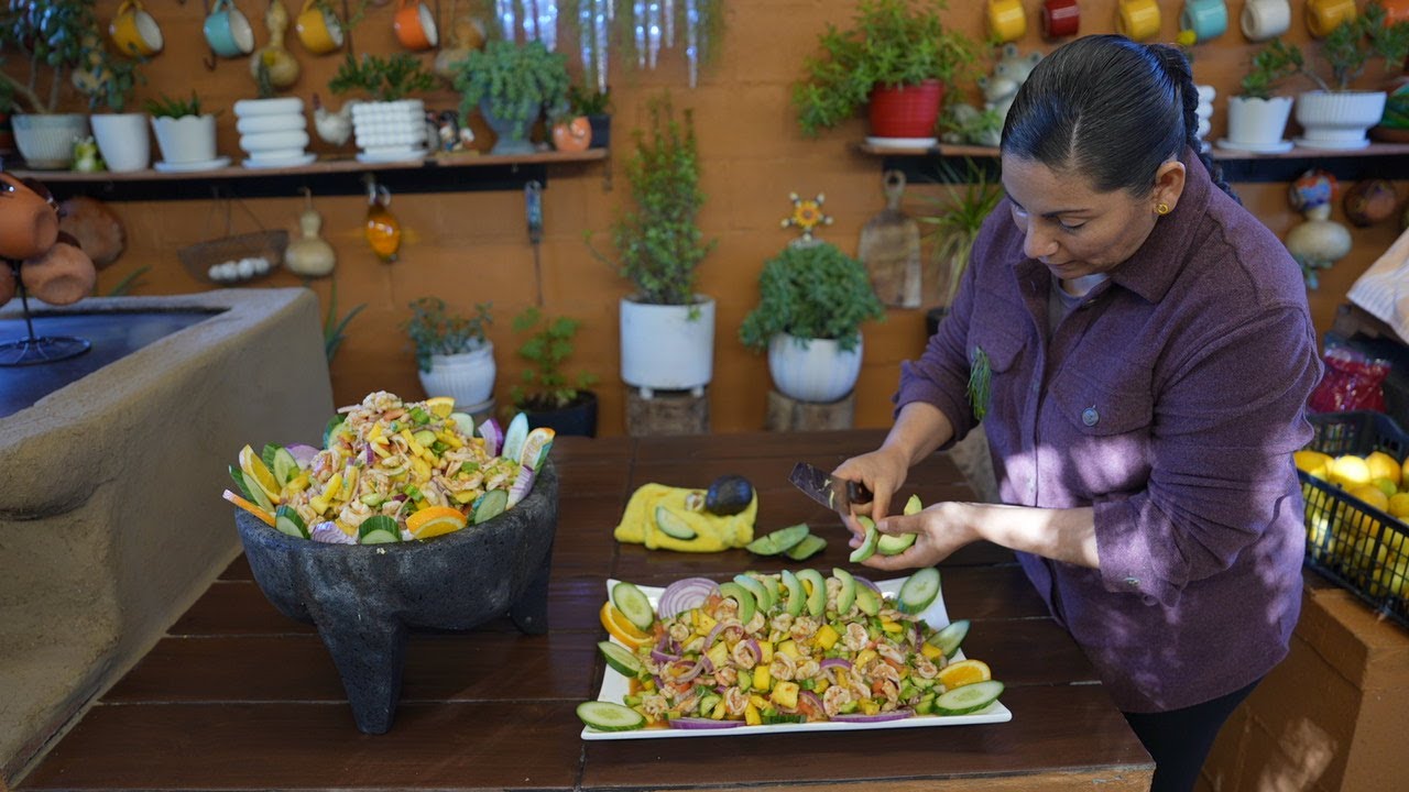 VAMOS A COMER CON MI HIJA Y MI YERNO Y PREPARE UN CEVICHE DE CAMARON TROPICAL PARA CONVIVIR CON LA F